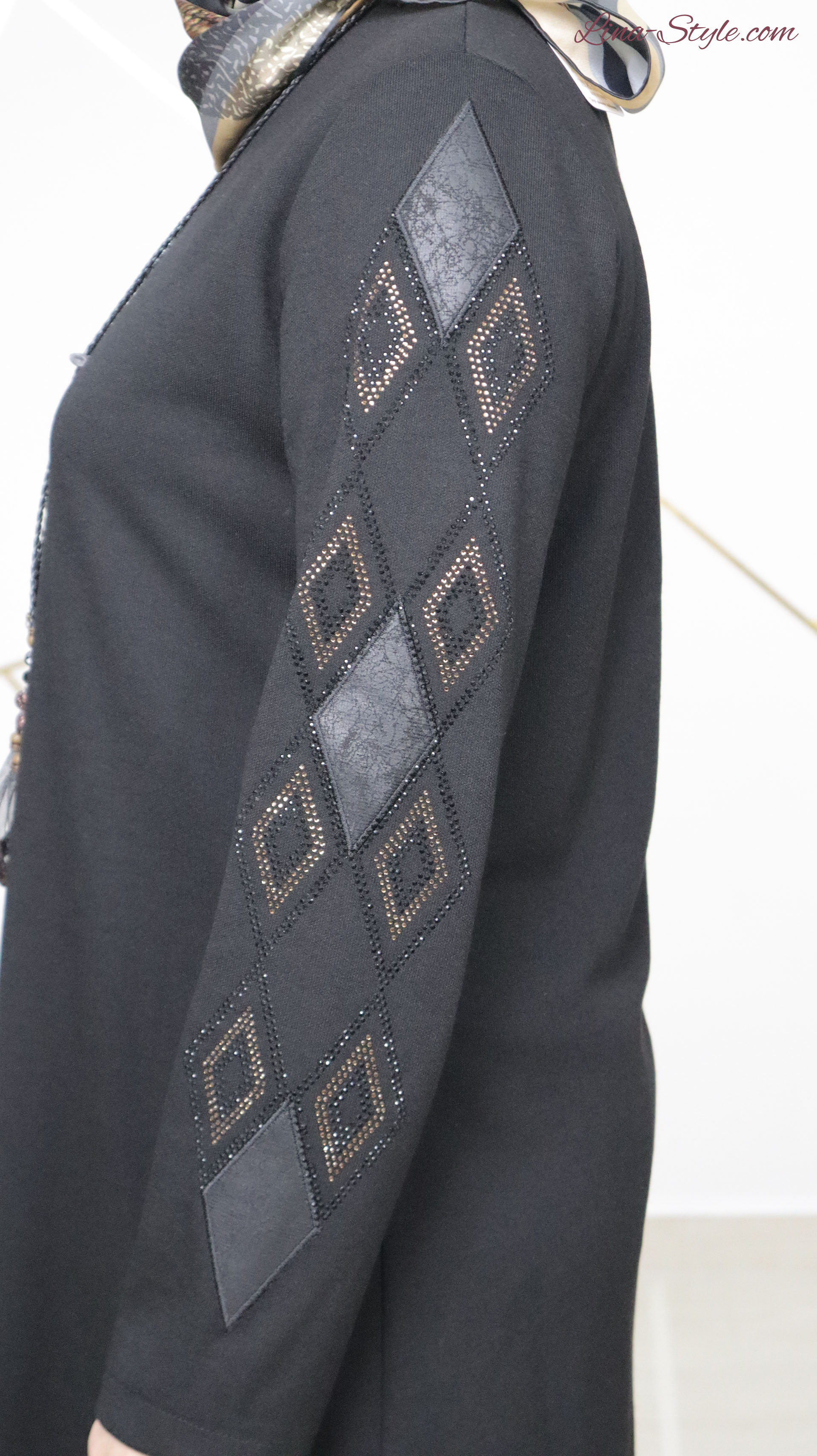Tunique 0122 - Noir - Collier