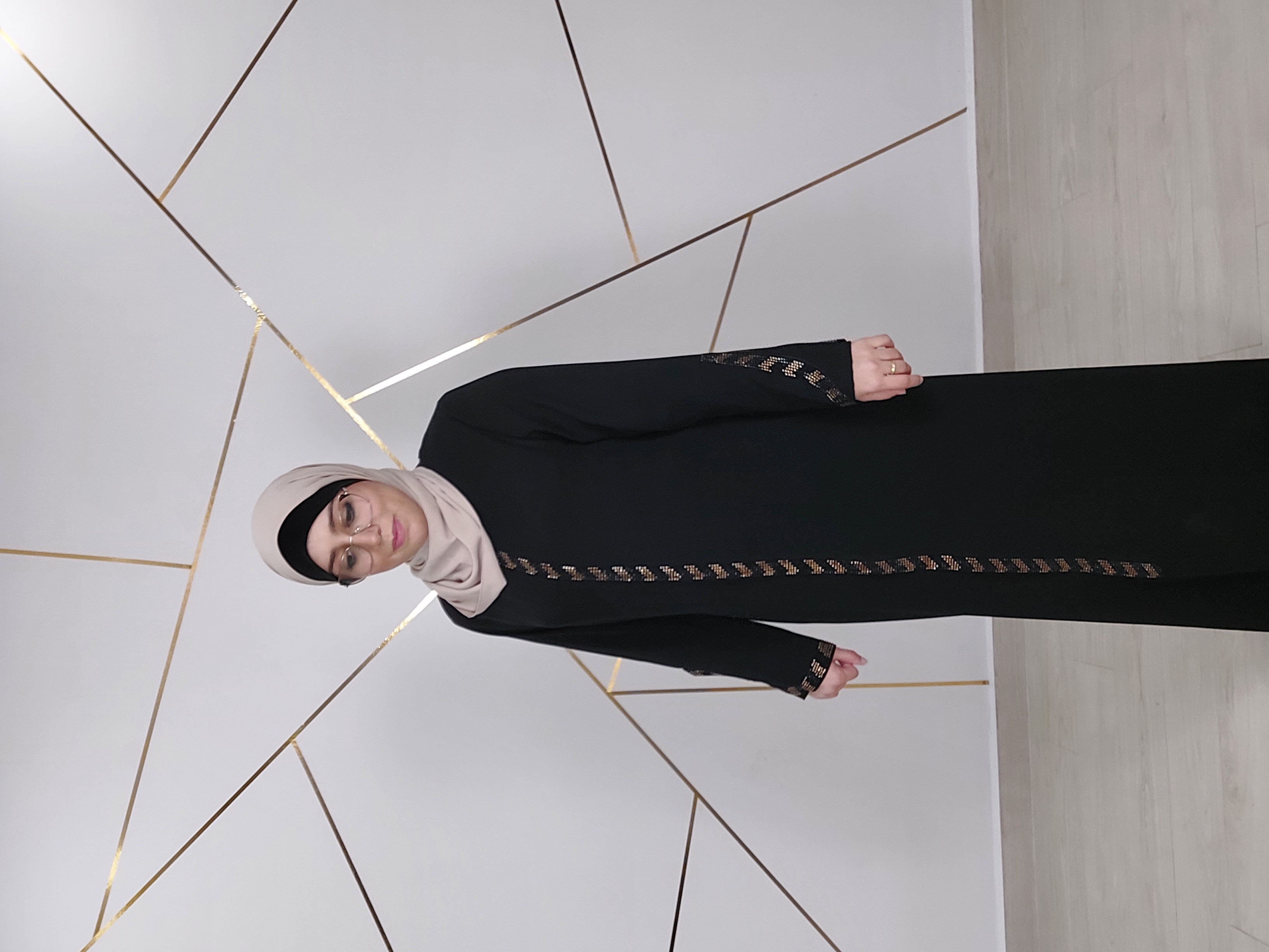 Abaya noir perlé 