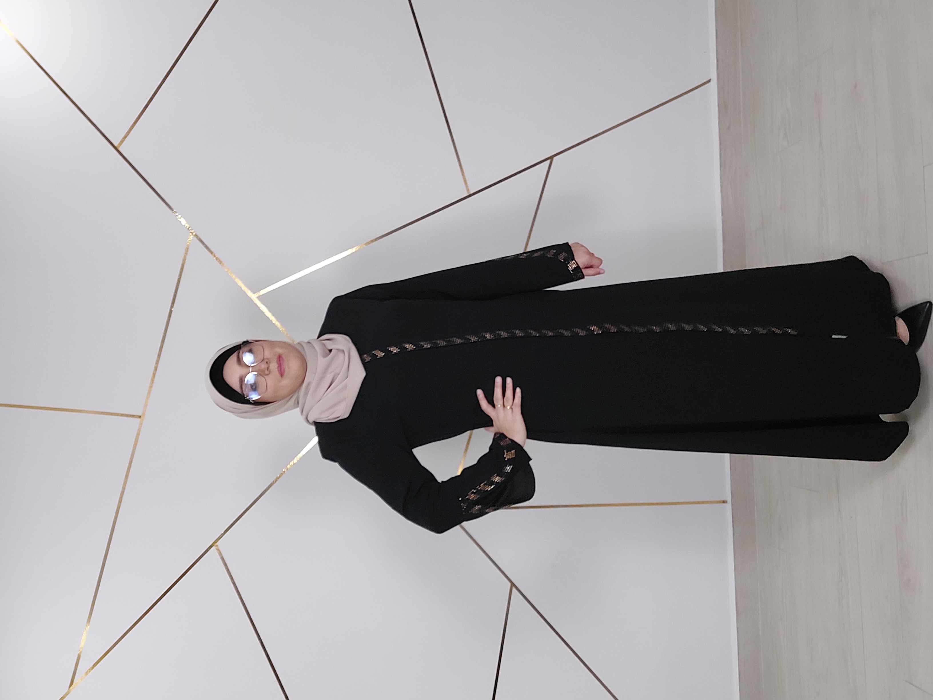 Abaya noir perlé 