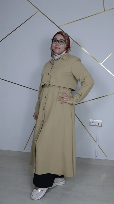 Trench beige avec ceinture 